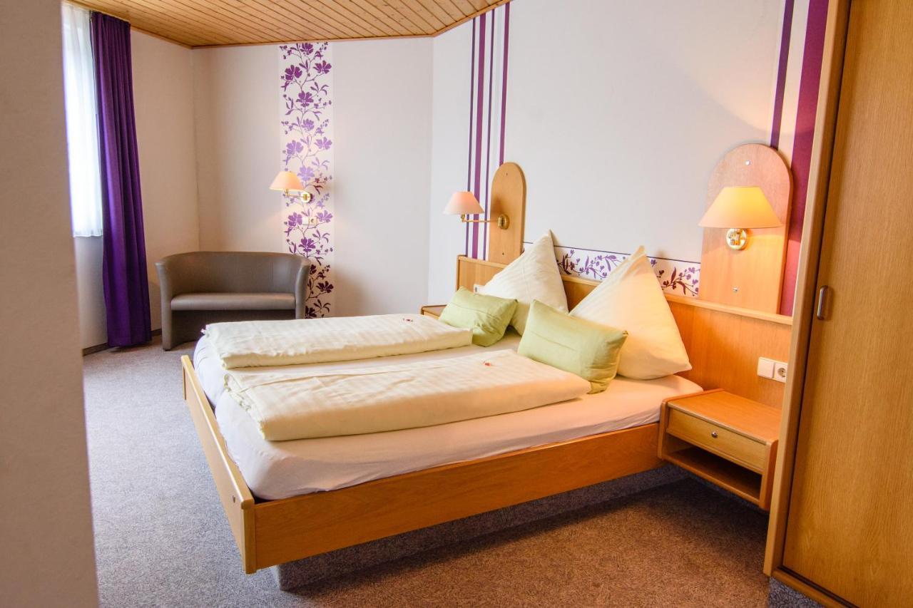 וילינגן Landhotel Henkenhof Willingen מראה חיצוני תמונה