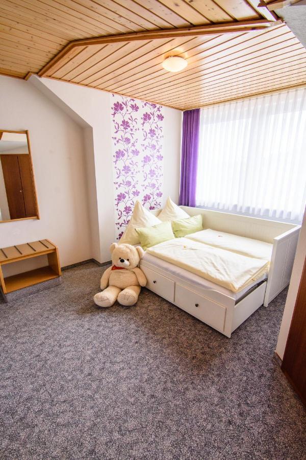 וילינגן Landhotel Henkenhof Willingen מראה חיצוני תמונה