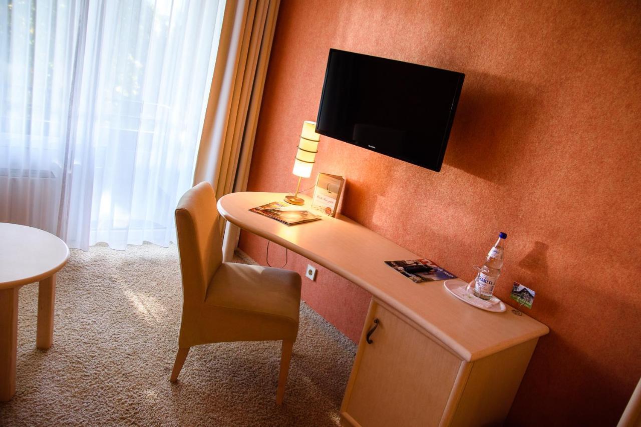 וילינגן Landhotel Henkenhof Willingen מראה חיצוני תמונה